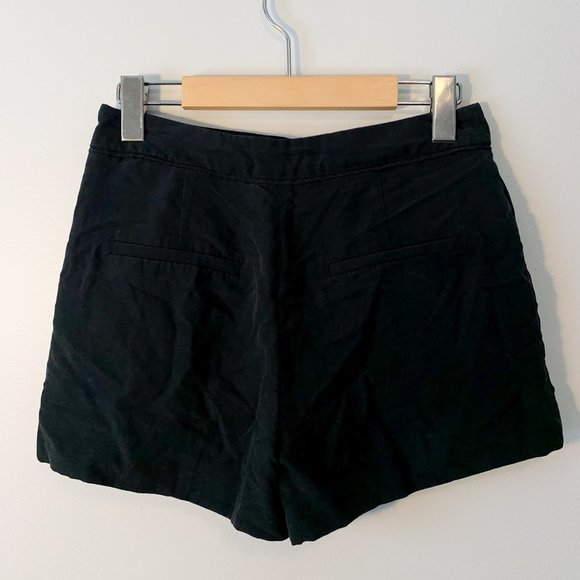 H&M Shorts - Picture 2 of 4